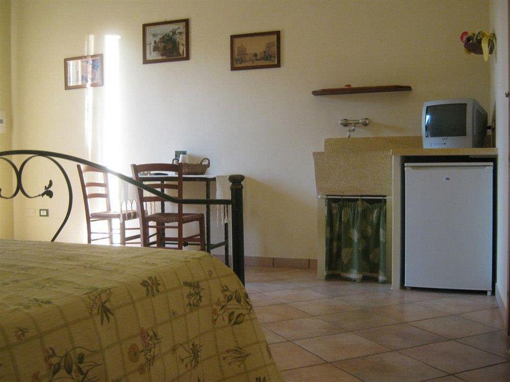 B&B Li Ccoti Cannole Exterior foto