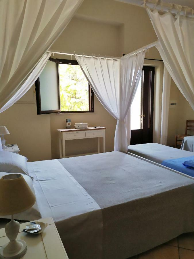 B&B Li Ccoti Cannole Exterior foto